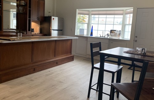 Grants Pass Apartment | Studio Sanctuary
