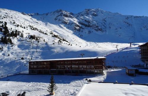 Arc-2000 Apartment | Studio ski aux pieds pour 4 pers, centre station, proche commerces, bowling et patinoire - FR-1-411-483