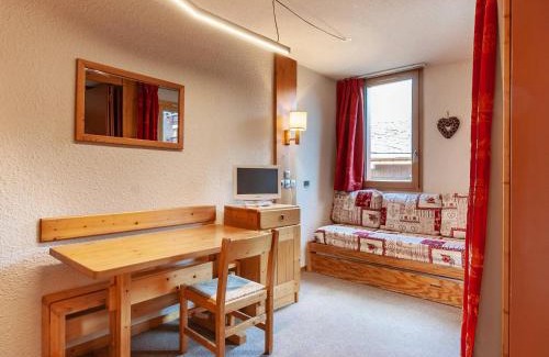 Meribel-Mottaret Apartment | Studio ski-in/ski-out, balcon, divisible, Laitelet - FR-1-355-26