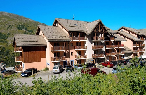 Valmeinier Apartment | Studio | Sleeps 4 | Mountain Escape in Valmeinier!