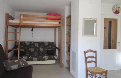 Villard-de-Lans Apartment | Studio spacieux 32m², 4 pers., centre de Villard-de-Lans, terrasse, parking, proche commodités - FR-1-689-96