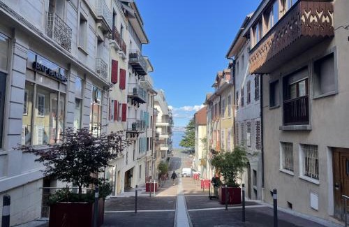 Evian-les-Bains Apartment | Studio spacieux au cœur d'Évian-les-Bains, balcon, proche centre - FR-1-498-58