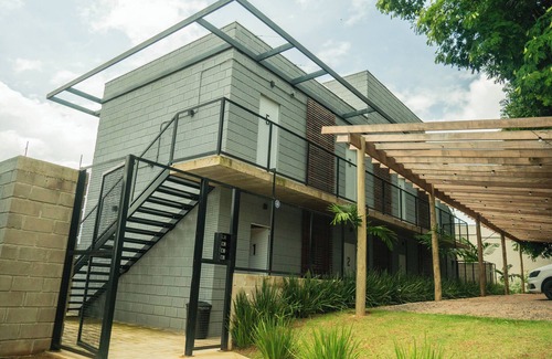 Serra Negra Apartment | Studio Térreo 01 - Arq Industrial