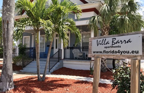 Altamont Manor Apartment | Studio Tampa Home in Fort Myers/House Villa Barra