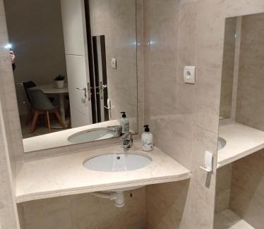el Camp d'en Grassot i Gracia Nova Apartment | Studio tipo loft Sagrada Familia