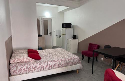 Meaux Apartment | Studio TK1 - Centre-Ville Meaux - Proche Disneyland
