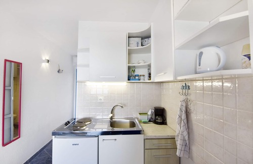 Savudrija Apartment | Studio Toni Savudrija with sea view balcony, Wi-fi, parking space