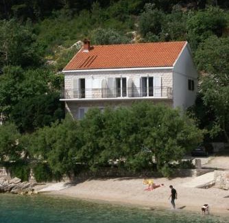 Trstenik Apartment | Studio Trstenik 4566b