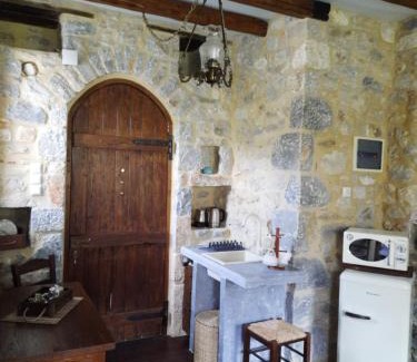 East Mani Apartment | Studio Tsiliviani