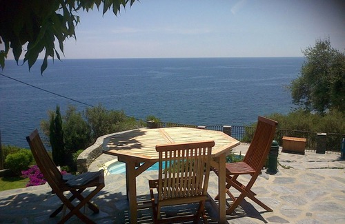 Pietranera Apartment | studio tt equipped, modern air-conditioned sea view, pool and terrace