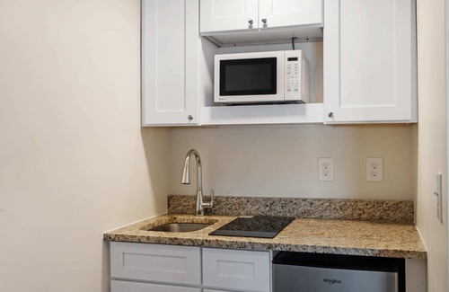 Whitesboro Apartment | Studio Unit Minutes to North Wildwood!