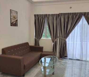 Hulu Selangor Apartment | Studio Unit, Seruni Service Apartment at Serendah Golf Resort, Serendah, Nearby Serendah KTM Komuter Station, Genting, Rawang, UMW HVM Park, Bukit Beruntung Resort
