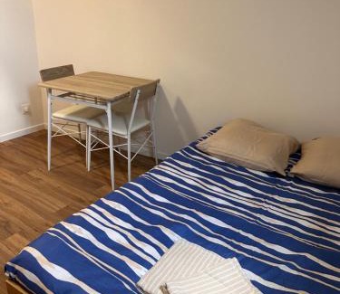 Perigueux Apartment | Studio urbain et fonctionnel