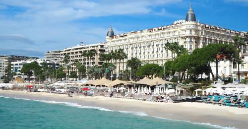 Cannes City Centre Apartment | Studio Victoria 200 m Carlton Hotel & Croisette