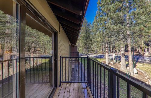 Truckee House | Studio w/Kitchen 2nd Floor #213 at Donner Lake Village