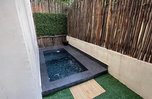 La Veleta Apartment | Studio w/Plunge Pool & Kitchen