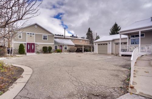 Cedar City Apartment | Studio with Fireplace Walk to Downtown Cedar City!