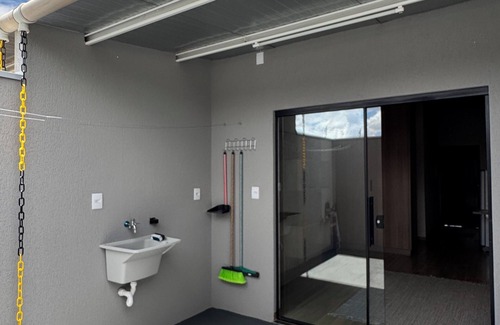 Nova Andradina House | Studio with garage near main avenue