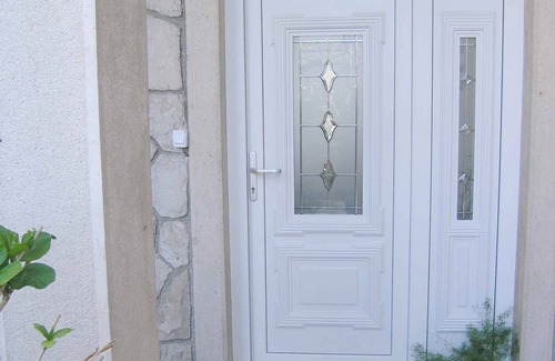 Cres Apartment | Studio with Internet and satellite TV