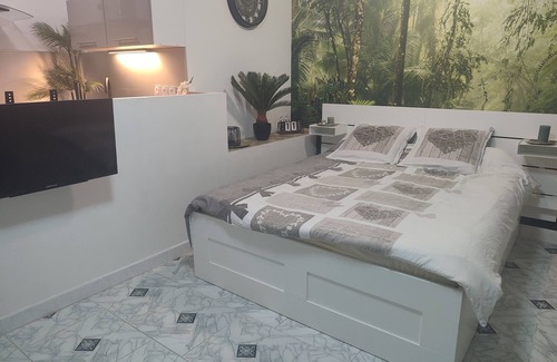 Miramas Apartment | Studio Zen 25m² à Miramas