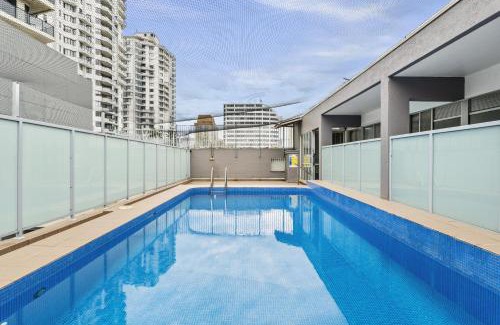 Bondi Junction Apartment | Studio4 Bondi Chic Interiors with Rooftop Pool