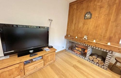 Megeve Apartment | Studios + Cabine à Megève, 4 Couchages, 500m des Remontées, Balcon Sud, Parking Inclus - FR-1-597-34