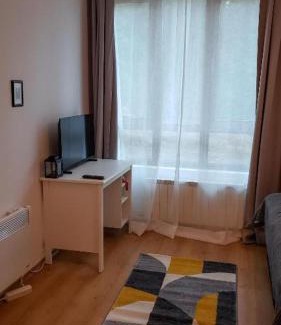 Samokov Apartment | Studios in Semiramida Gardens - 8,10,28