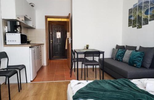 Samokov Apartment | Studios in Semiramida Gardens - 8,10,28