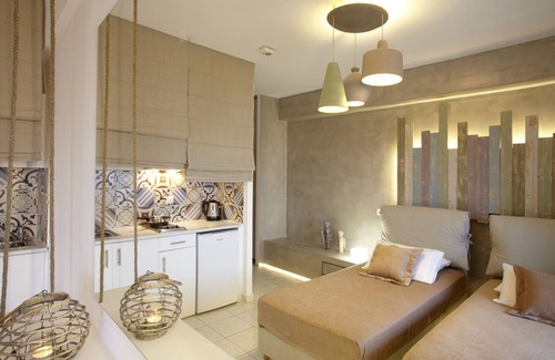 Kamari House | Studios Marios