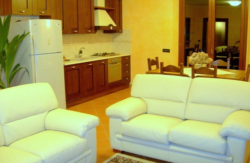 Castelnuovo di Garfagnana Villa | Stunning private villa with hot tub, private pool, WIFI, TV, patio, panoramic view and parking