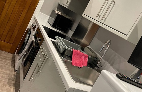 Bracknell Apartment | Stunning 1-bed Apartment in Bracknell