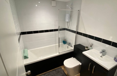 Bracknell Apartment | Stunning 1-bed Apartment in Bracknell