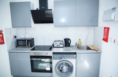 South Harrow Apartment | Stunning 1-Bed Apartment in Harrow with parking