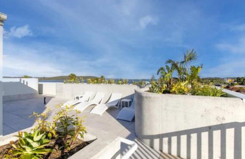 Batemans Bay Apartment | Stunning 1-Bed Bayside Apartment with Superb Views