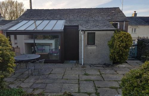 Yealand Conyers House | Stunning 1-Bed Cottage Close to Lakedistrict