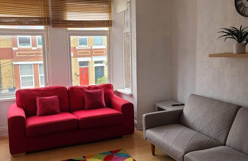 Newport Apartment | Stunning 1 bed Flat in Newport-f3