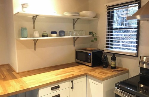 Santa Barbara House | Stunning 1 Bedroom Guest House