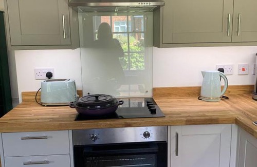 Hythe Apartment | Stunning 1 bedroom self contained apartment