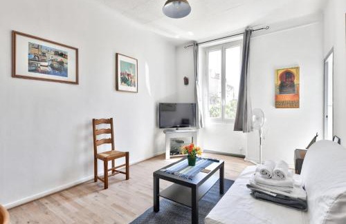 Saint-Victor Apartment | Stunning 1BR Flat near Vieux Port
