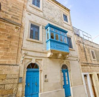 Cospicua Apartment | Stunning 1BR home in charming town of Bormla by 360 Estates