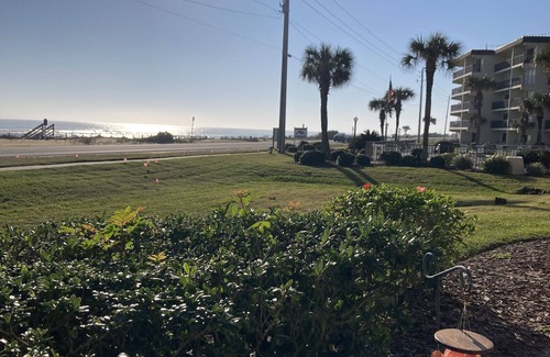 Glenwood Condo | Stunning 2 bed/2 bath Ocean front condo