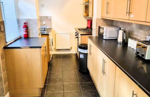 Everton House | Stunning 2-bed House for 6 Guest Next to Anfield