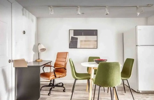 Union City Apartment | Stunning 2 bedroom 15 mins to NYC