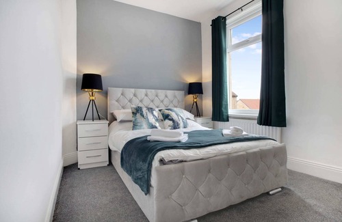 Kirk Merrington House | Stunning 2-Bedroom Village Escape in Spennymoor