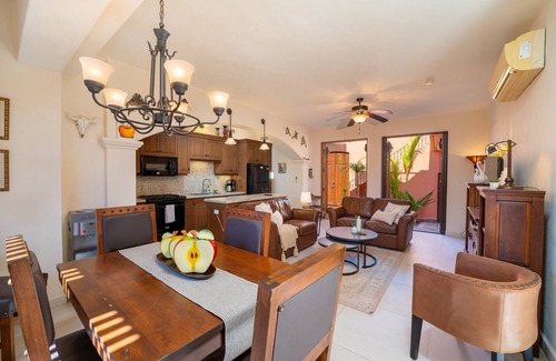 Nopolo House | Stunning 2 Bedrooms & 2 Baths Amazing Mountain Views