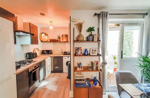 Ferndale Apartment | Stunning 2 bedrooms apartment