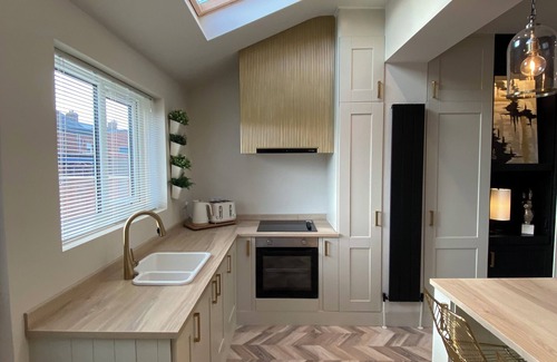 Newcastle-upon-Tyne House | Stunning 2 Bed House in Westmoor/Newcastle Racecourse
