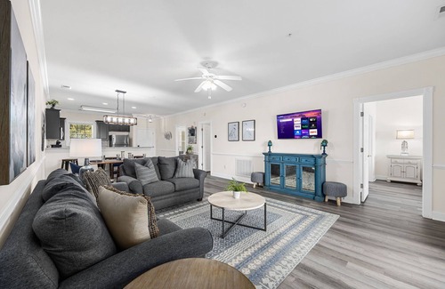Central Myrtle Beach Condo | Stunning 2BR 2BA Golf Villa Near Beach