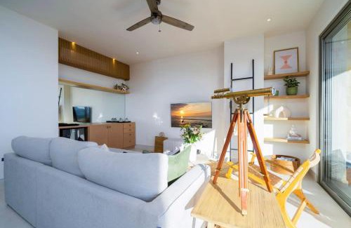 El Tezal House | Stunning 2BR PH with Views and Private Rooftop