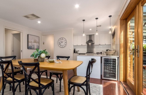 Macquarie House | Stunning 3-bed Family Home